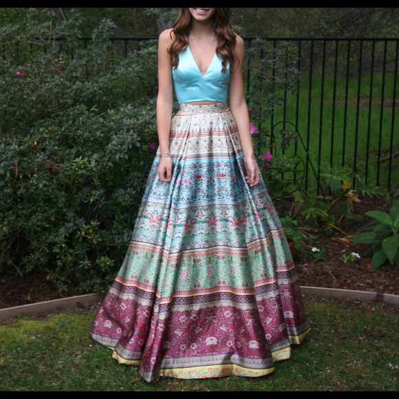 sherri hill spring